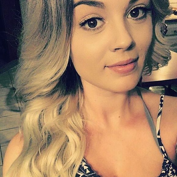 Meet your Posher, Chelsea - Picture 1 of 1